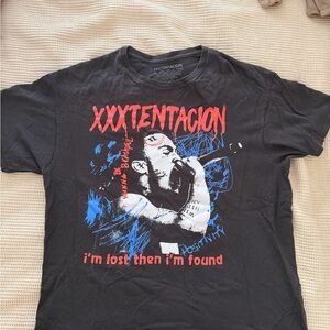 Hot Topic Black and Red XXXTentacion Graphic Tee